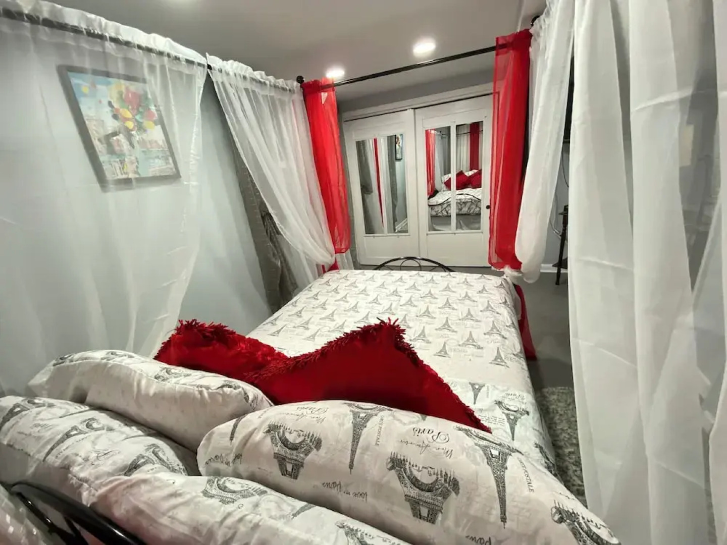 Nice two Bedroom apt at 25 Minutes to New York