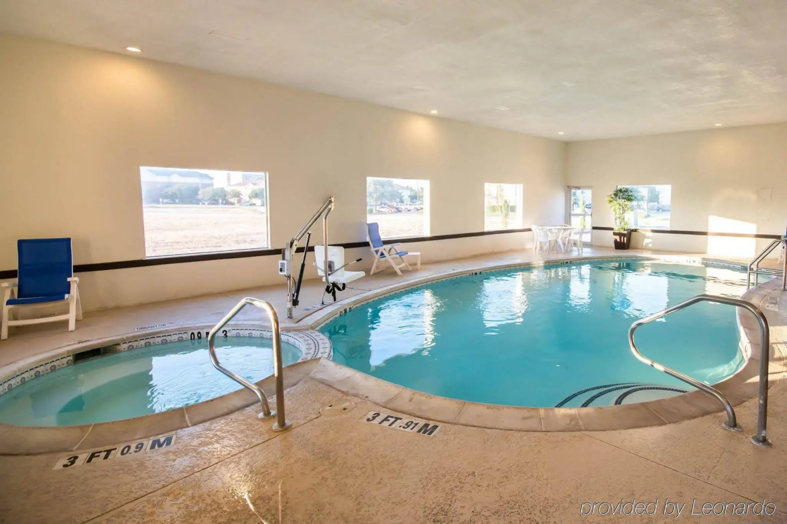 Clarion Inn & Suites DFW North