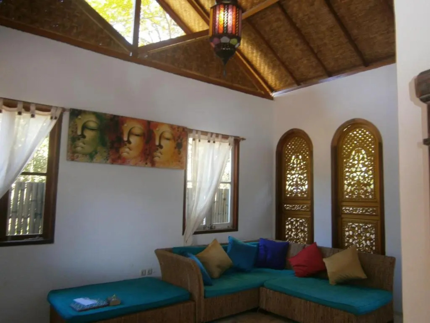 Elephant House and Bungalows Gili Air