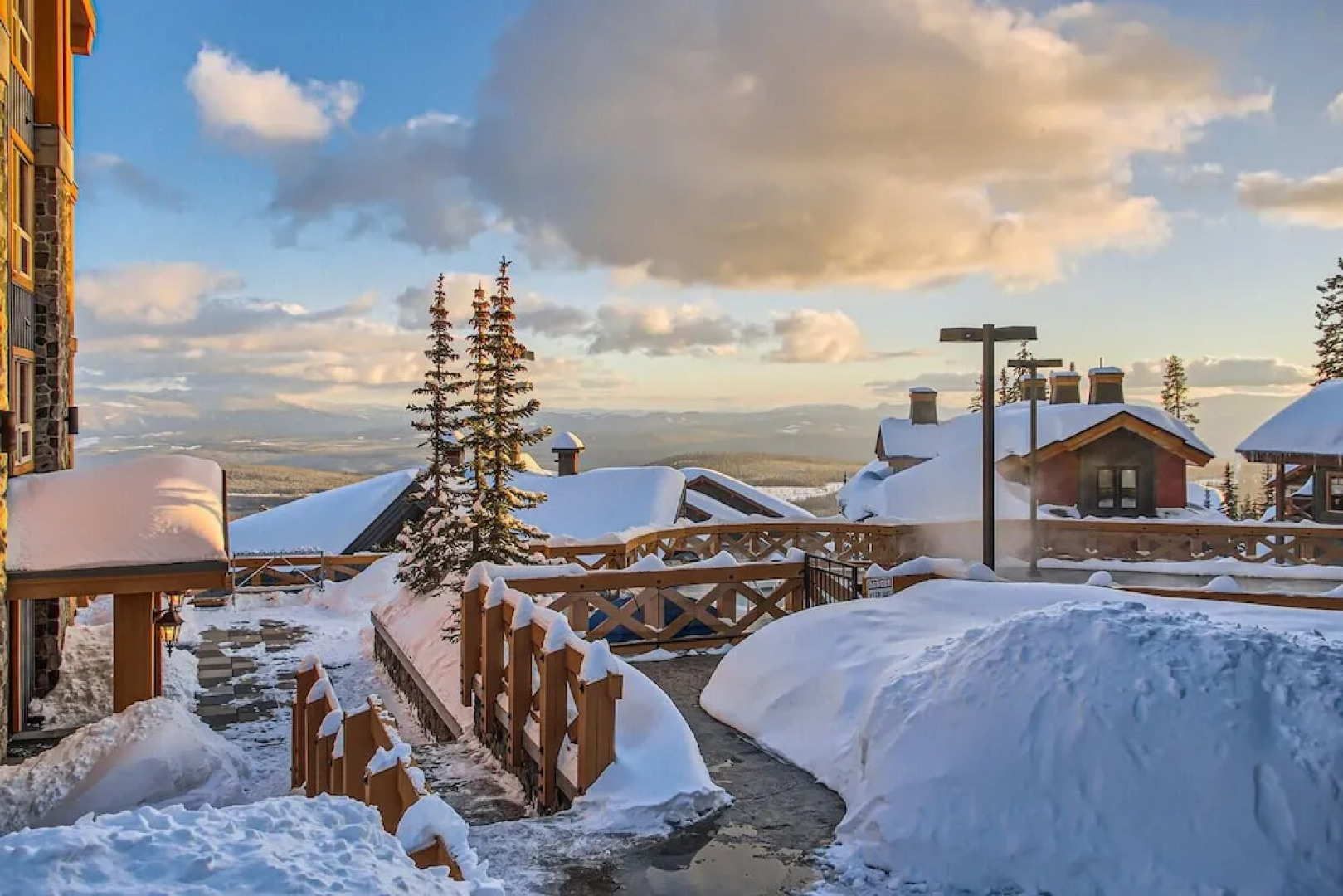 Stonegate Resort by Okanagan Premier