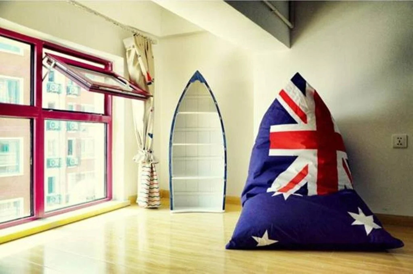 Gap Year By the Sea Youth Hostel