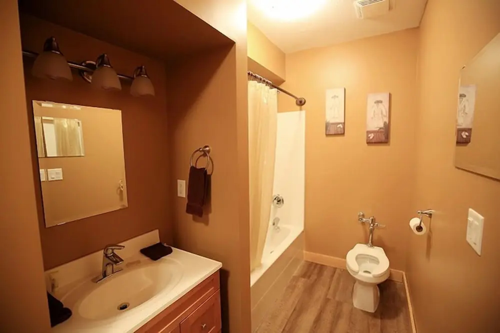 Executive Suite by Apex Mountain Lodging