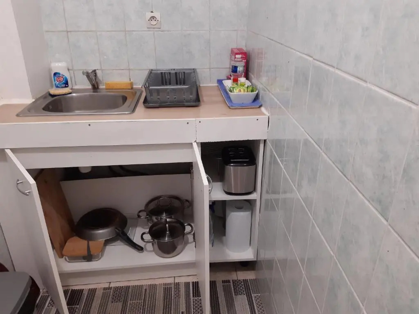 Appartement AAD1 Clamart 200 m du Tramway T6 st pavé blc avec cuisine séparée