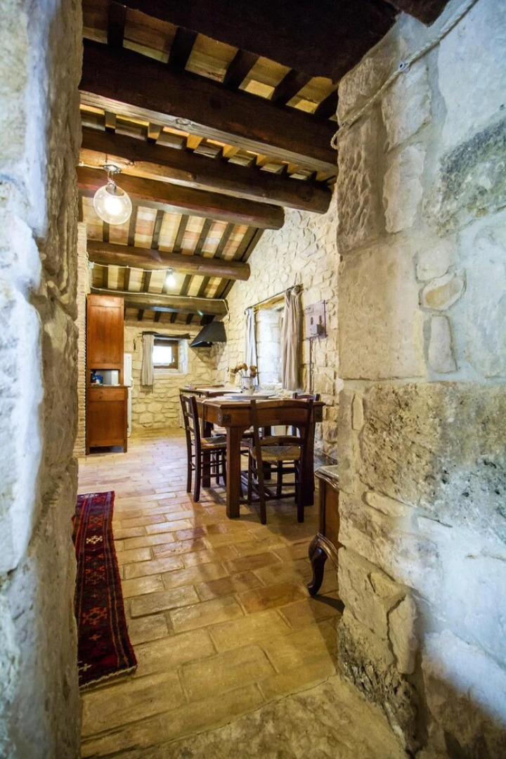 Apartment With one Bedroom in Abbateggio, With Wonderful Mountain View, Enclosed Garden and Wifi - Near the Slopes