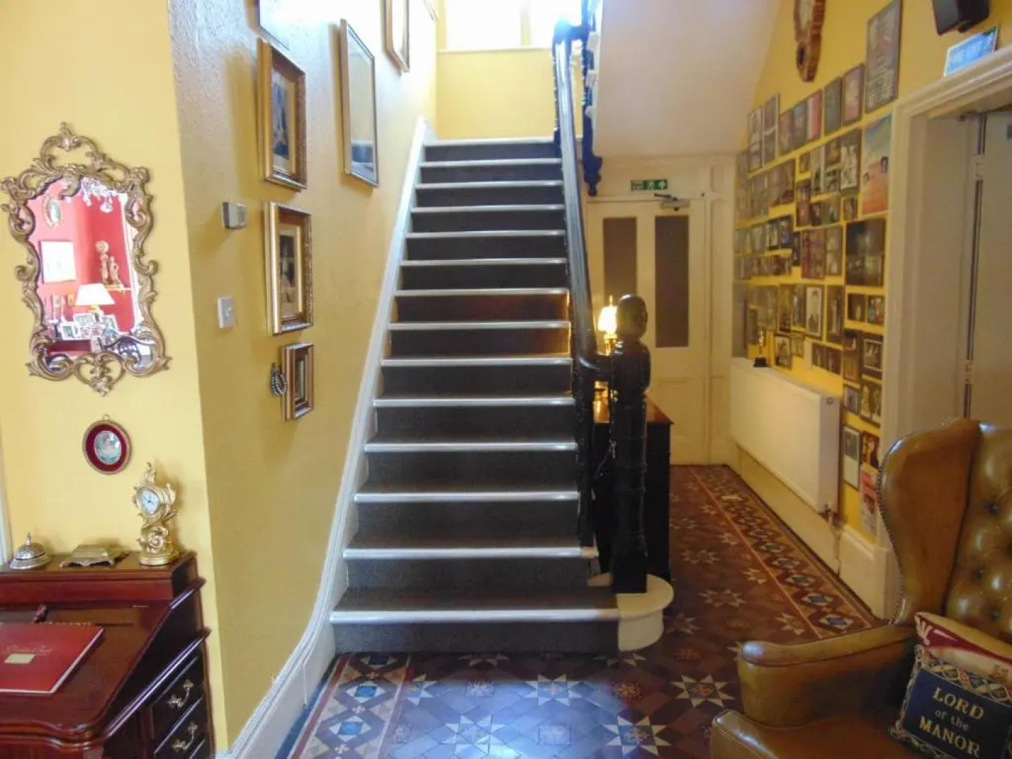 Holywell Guest House