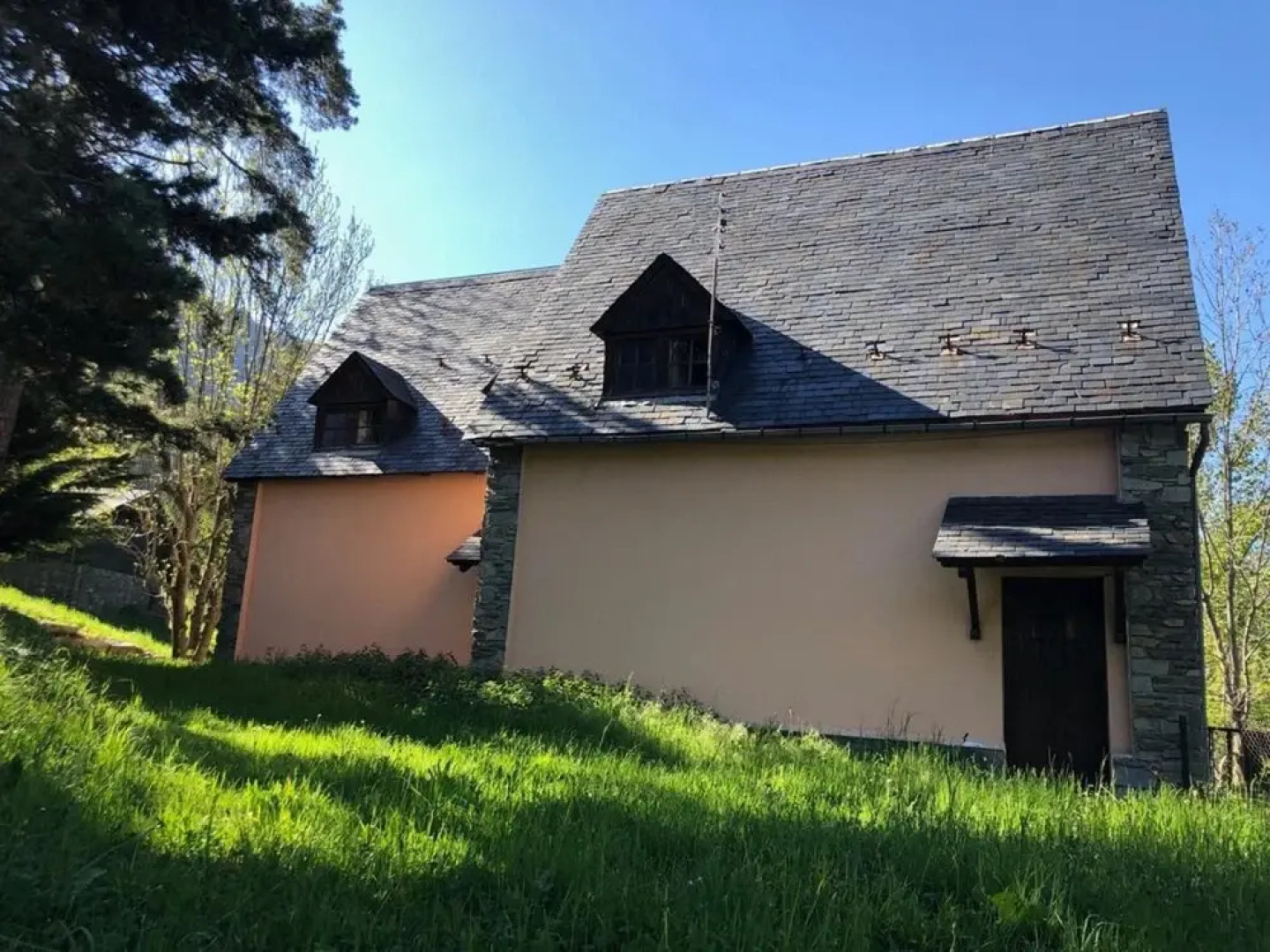 House With 6 Bedrooms in Vielha E Mijaran, With Furnished Garden - 15 km From the Slopes