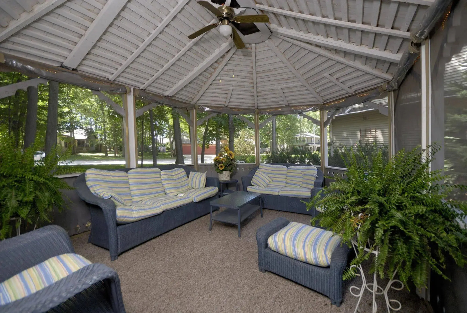 The Roost Bed and Breakfast