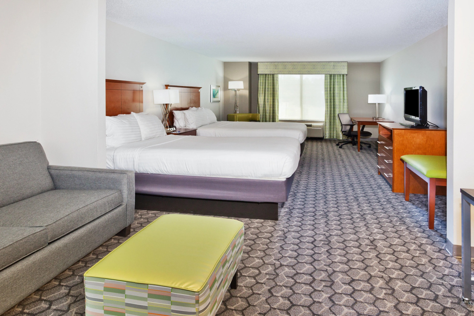 Holiday Inn Express Hotel & Suites Phenix City - Columbus by IHG