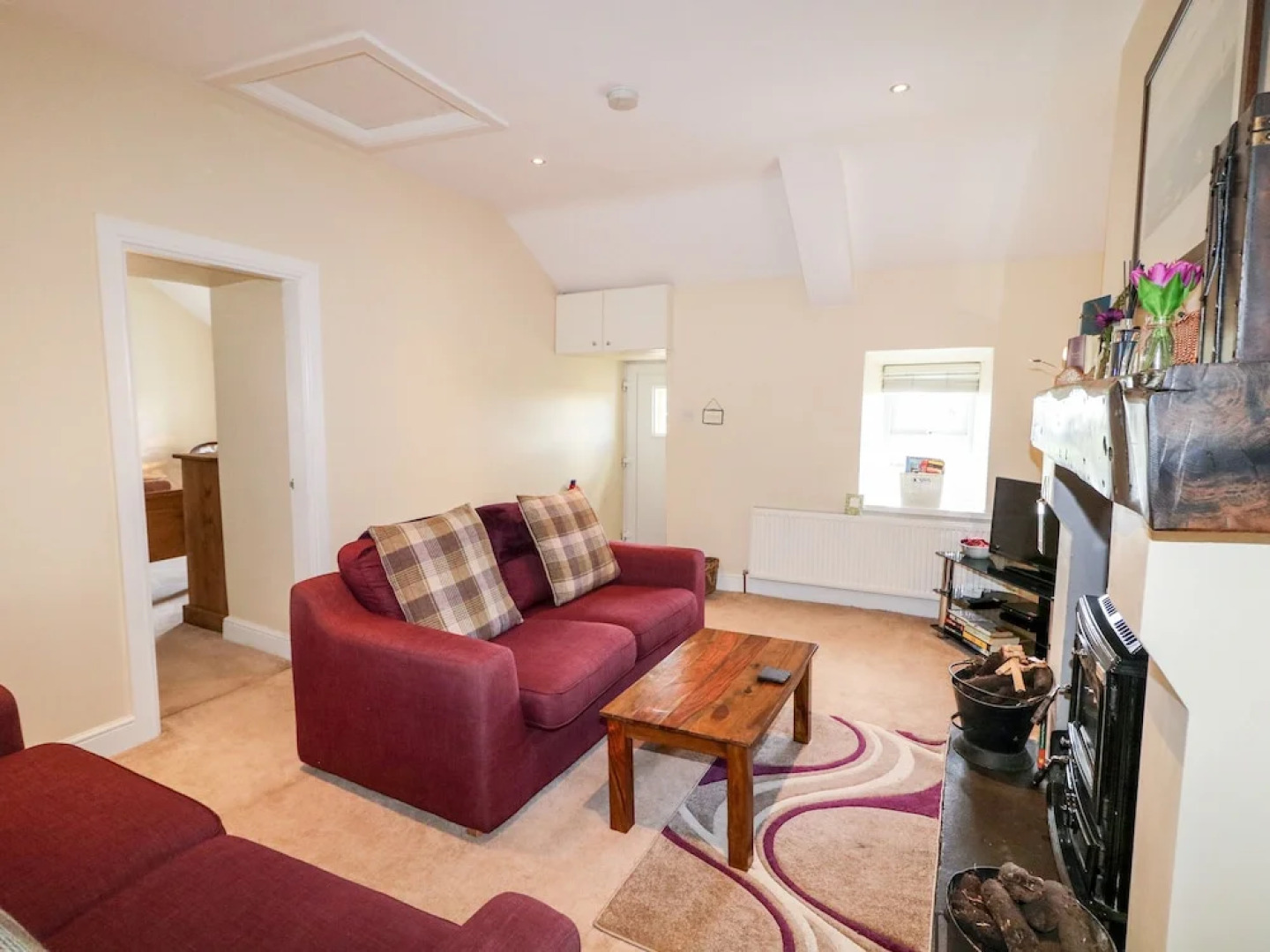 Whispering Willows - The Thatch