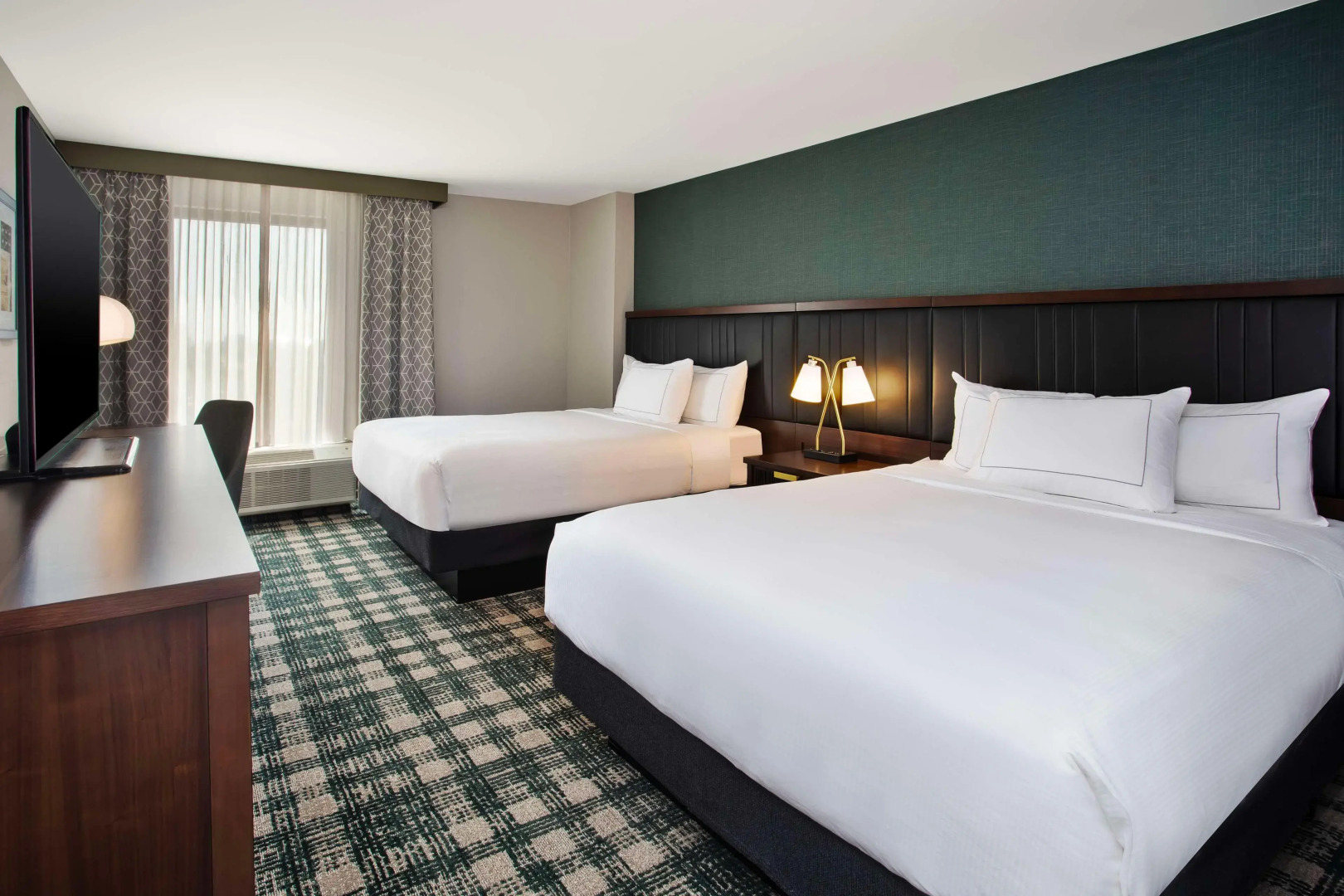 DoubleTree by Hilton Lansing