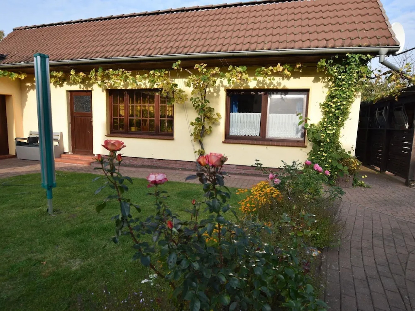 Comfy Bungalow in Alt Farpen With Terrace