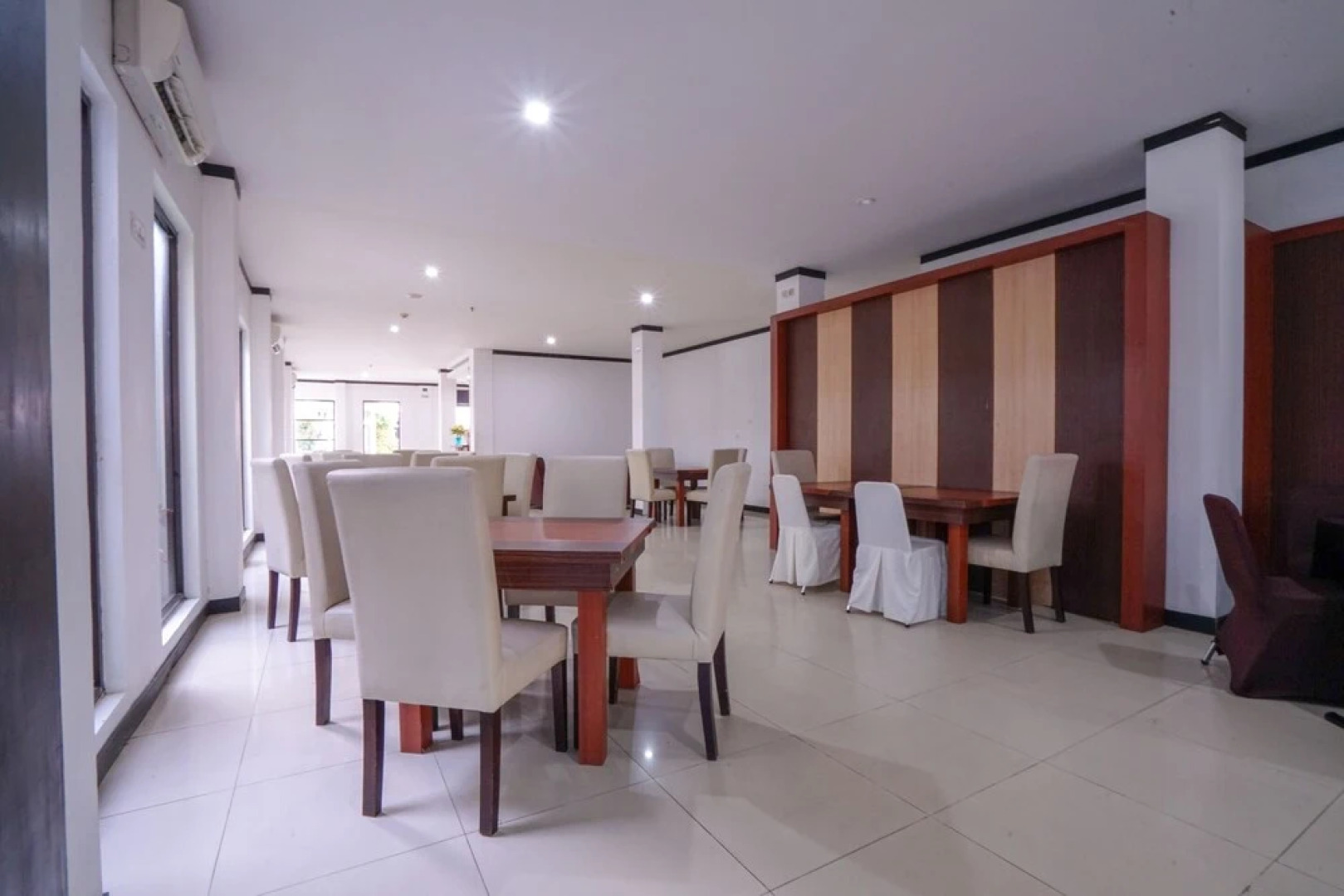 Capital O 2102 Grand Mutiara Hotel