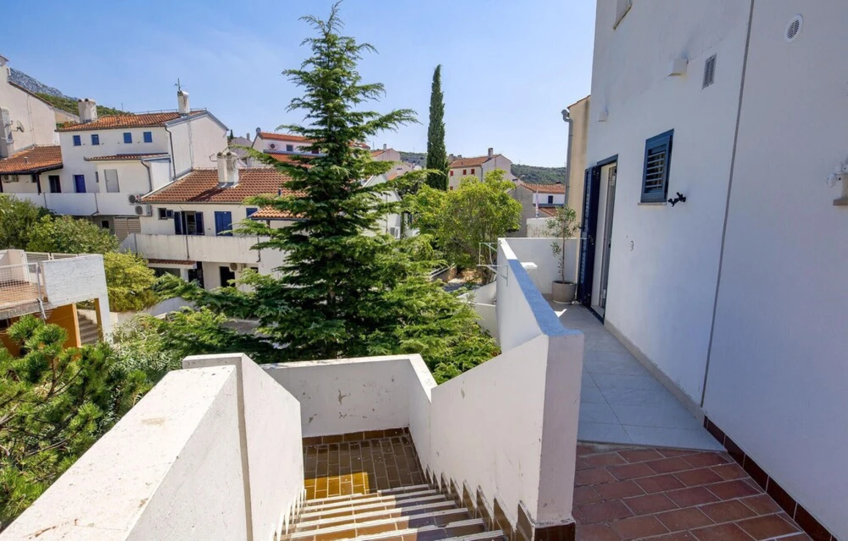 Awesome Apartment in Stinica With 1 Bedrooms and Wifi