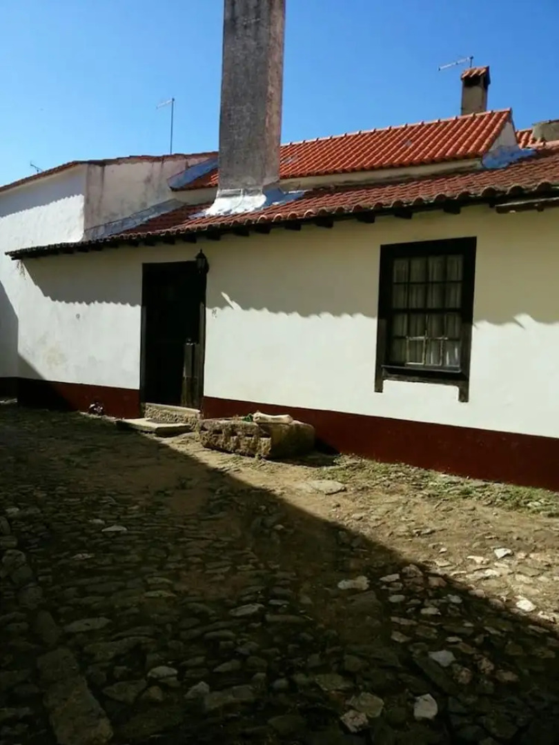 House With 3 Bedrooms in Macedo de Cavaleiros, With Wonderful Mountain View, Private Pool, Enclosed Garden Near the Beach