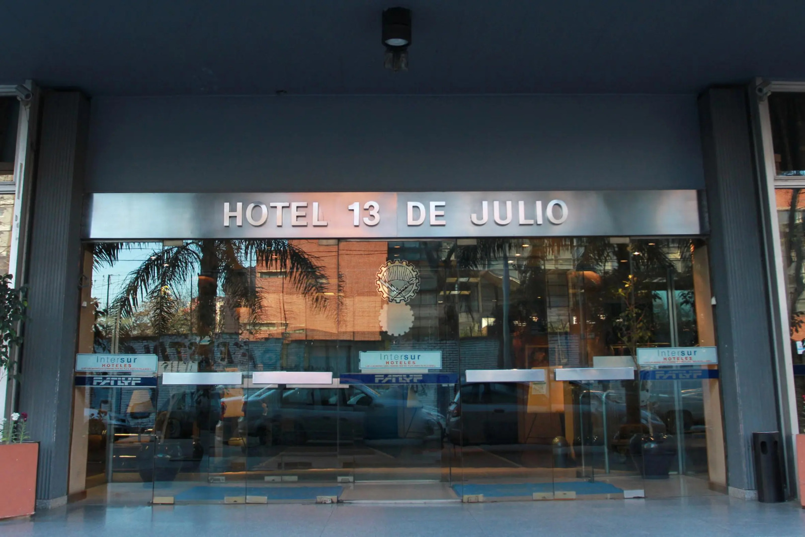 Hotel 13 de Julio