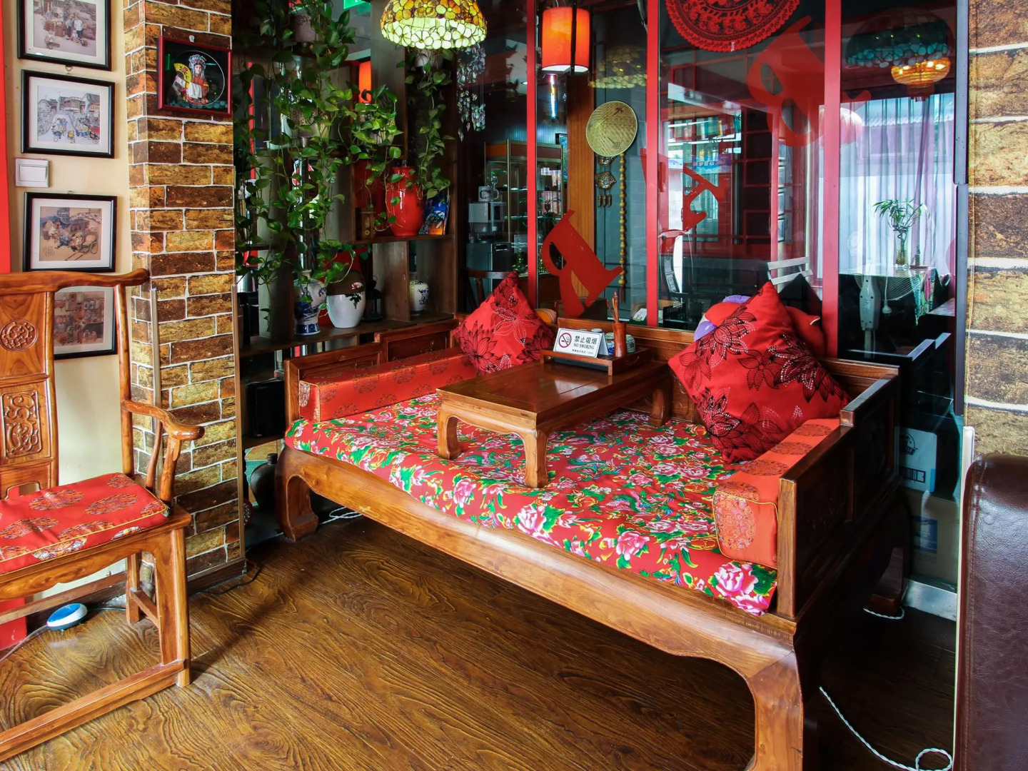 The Classic Courtyard