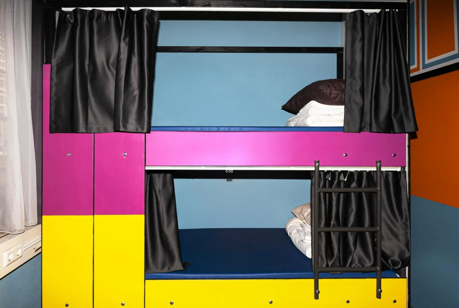 Amsterdam Teleport Hotel