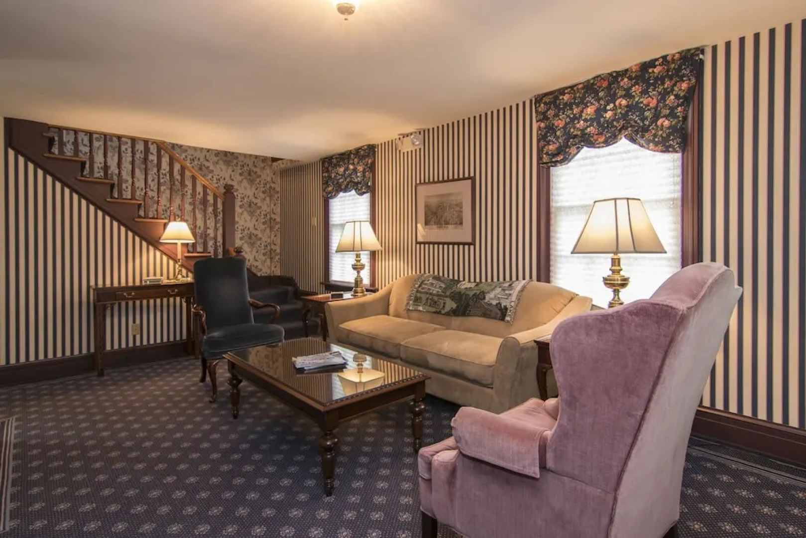 The Rochester Inn, A Historic Hotel