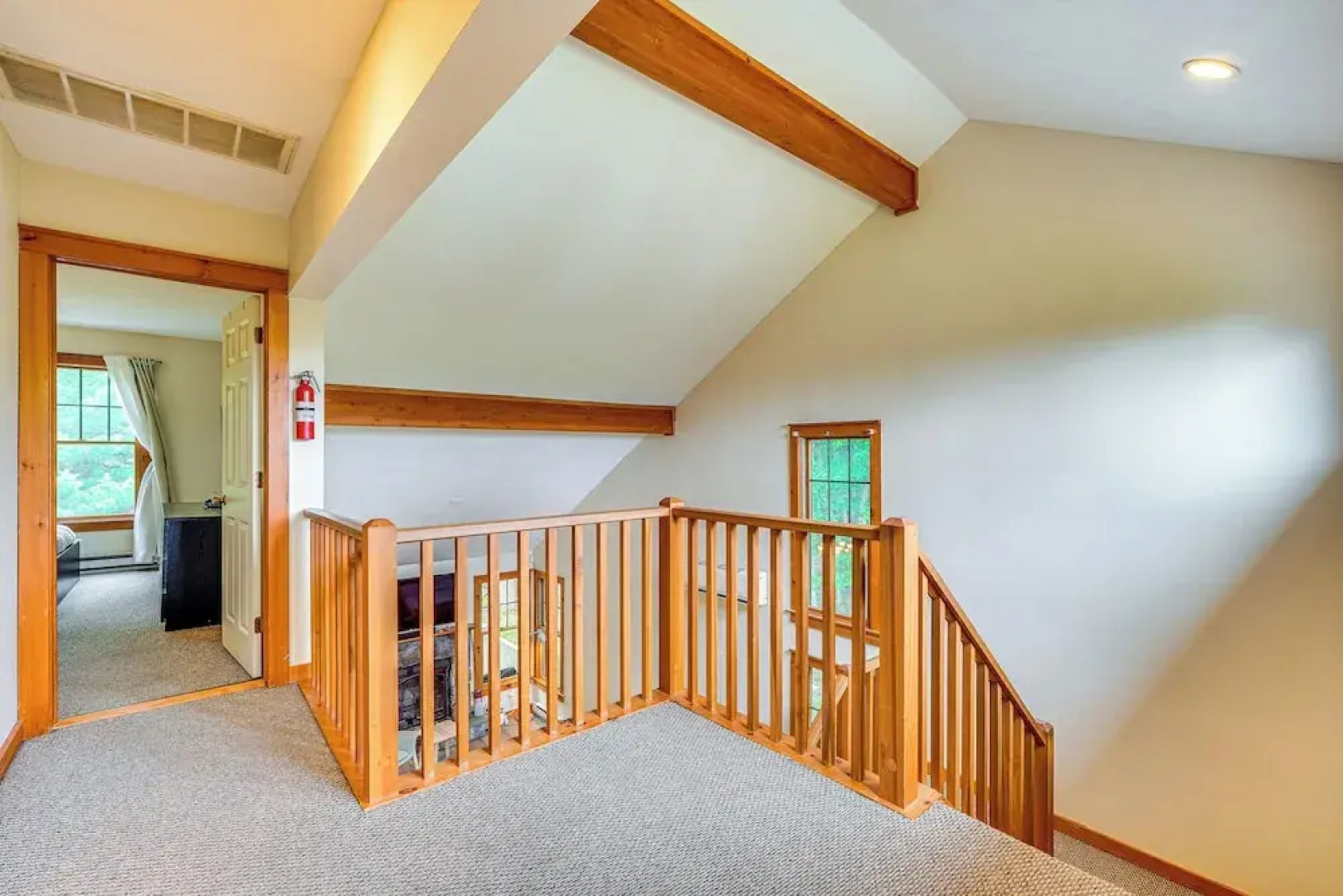 Tannersville Resort Home w/ Deck & Gas Grill!