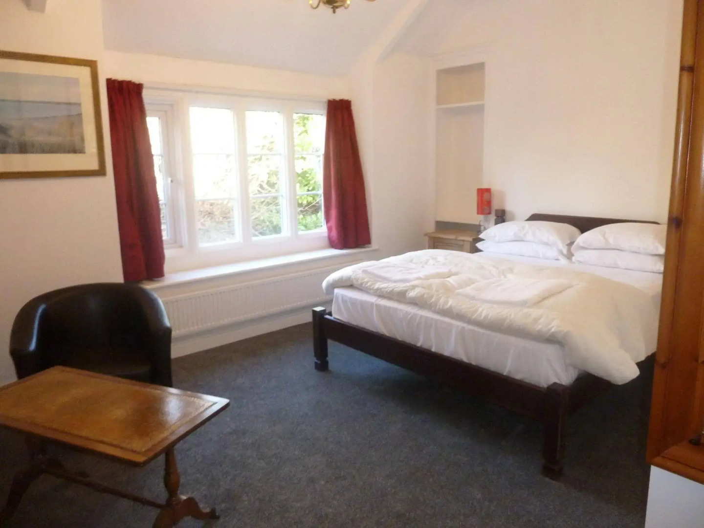 The Coach and Horses Inn