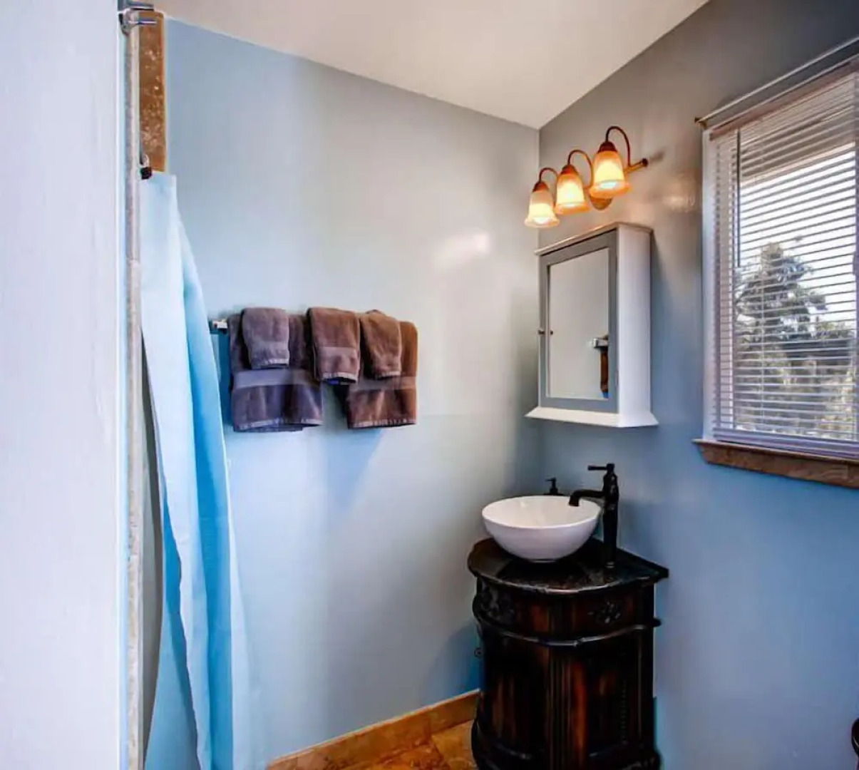 Yosemite Scenic Wonders - Bass Lake Area