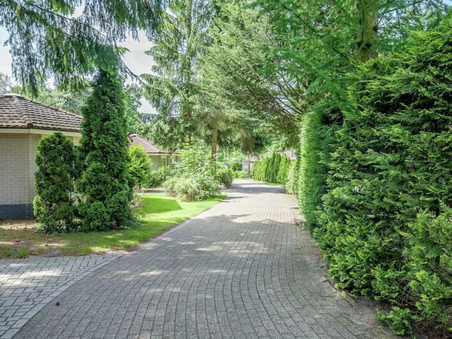 Cozy Bungalow in Harderwijk With a Shared Pool