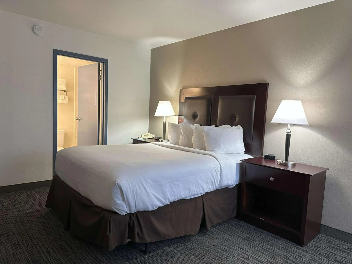 Quality Inn & Suites Everett