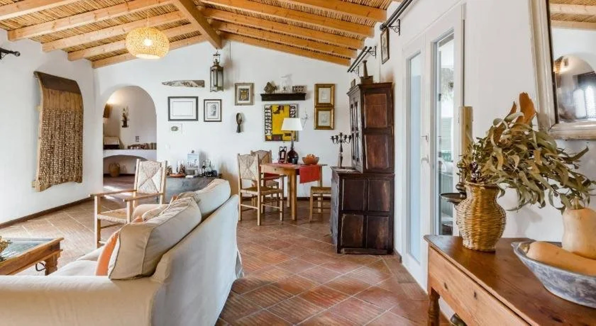 Molinum a Soulful Country House