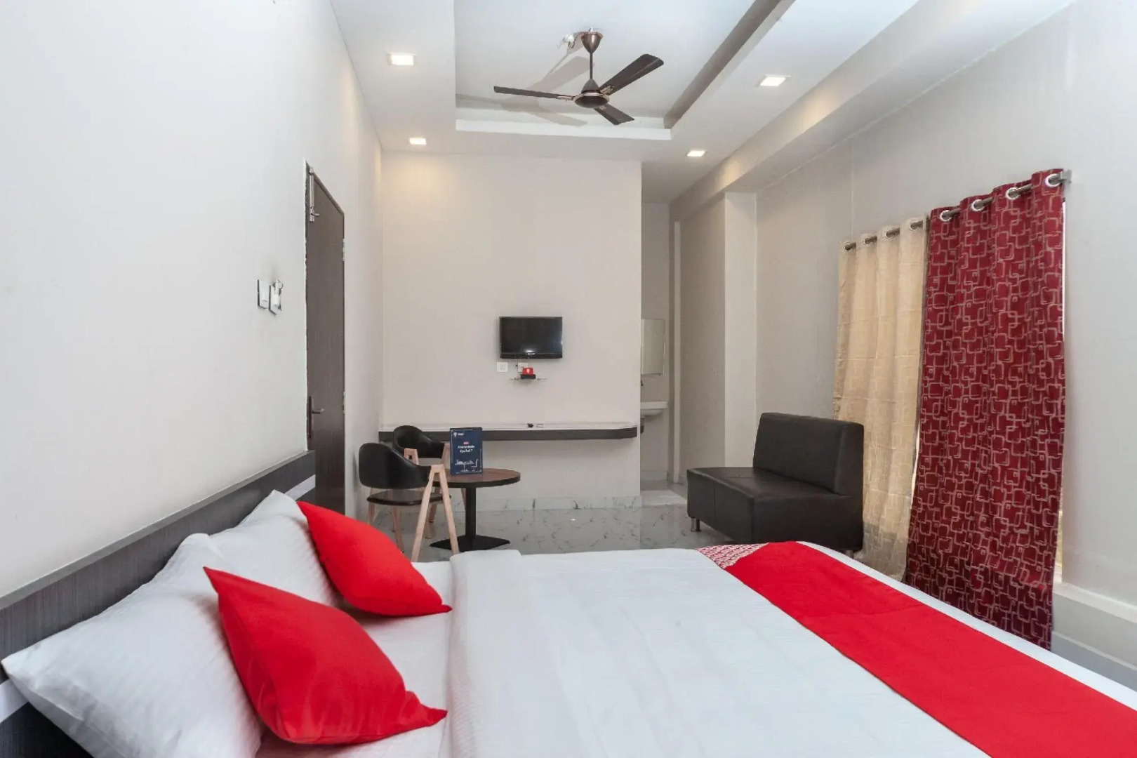 OYO 22300 Sri Ramachandra Guest House