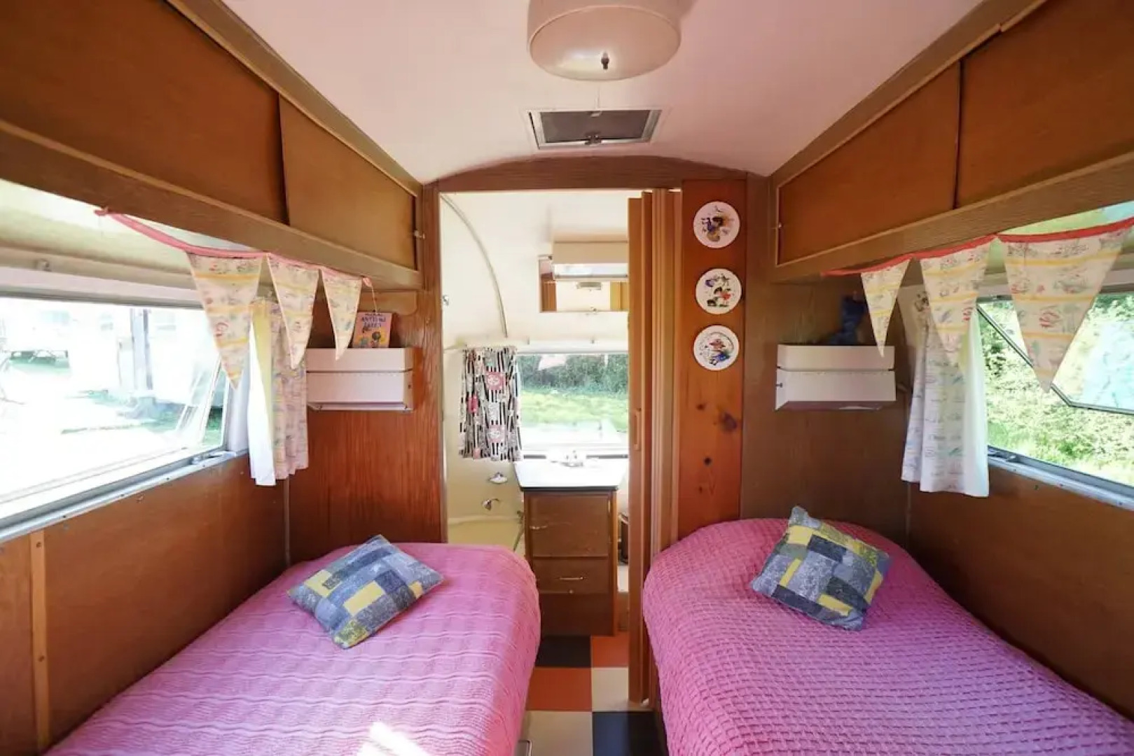 Vintage Vacations - Glamping