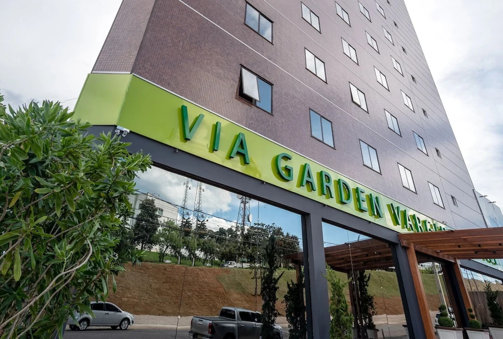 Via Garden Varginha Hotel