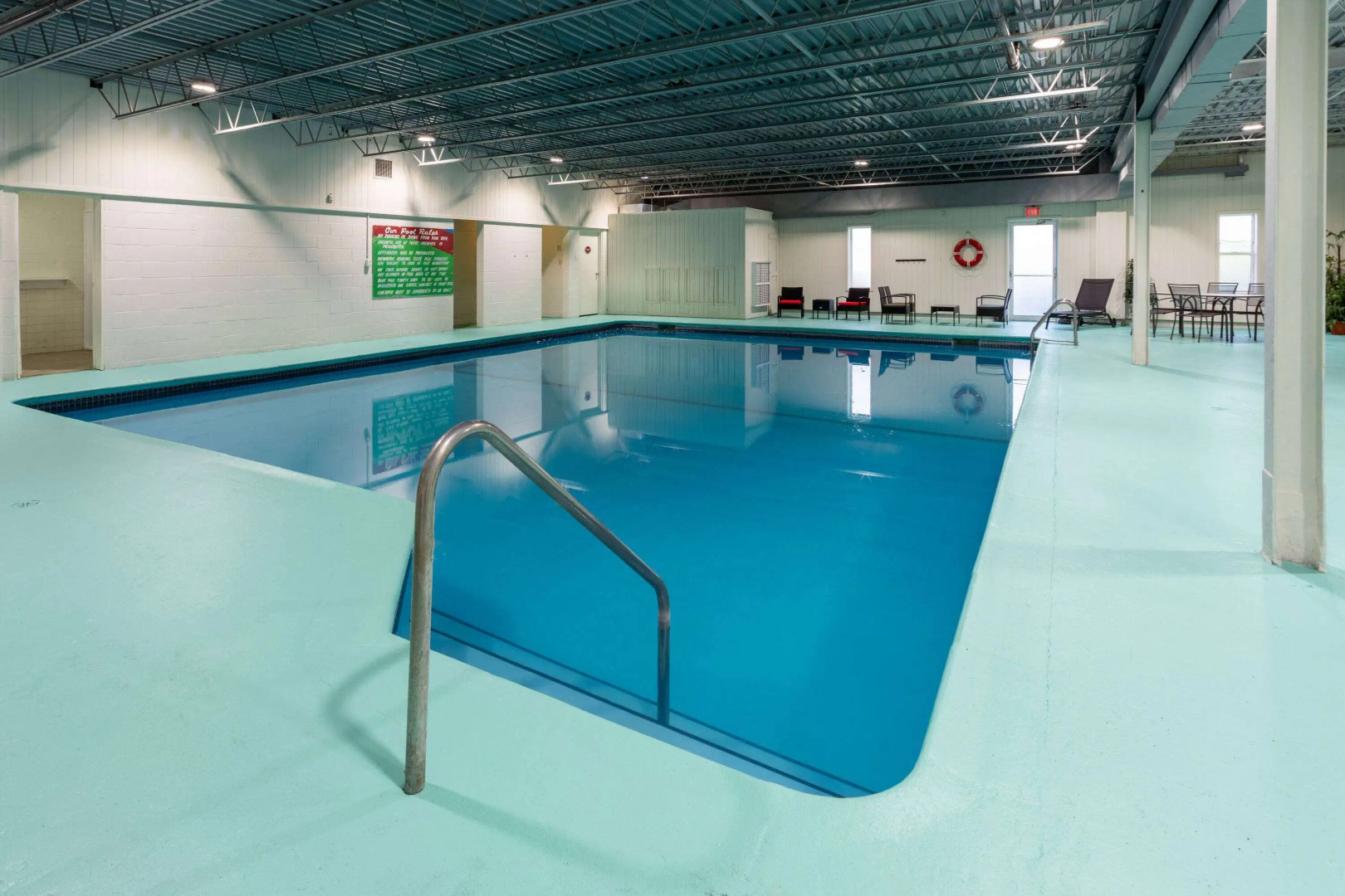 Travelodge by Wyndham Amherst