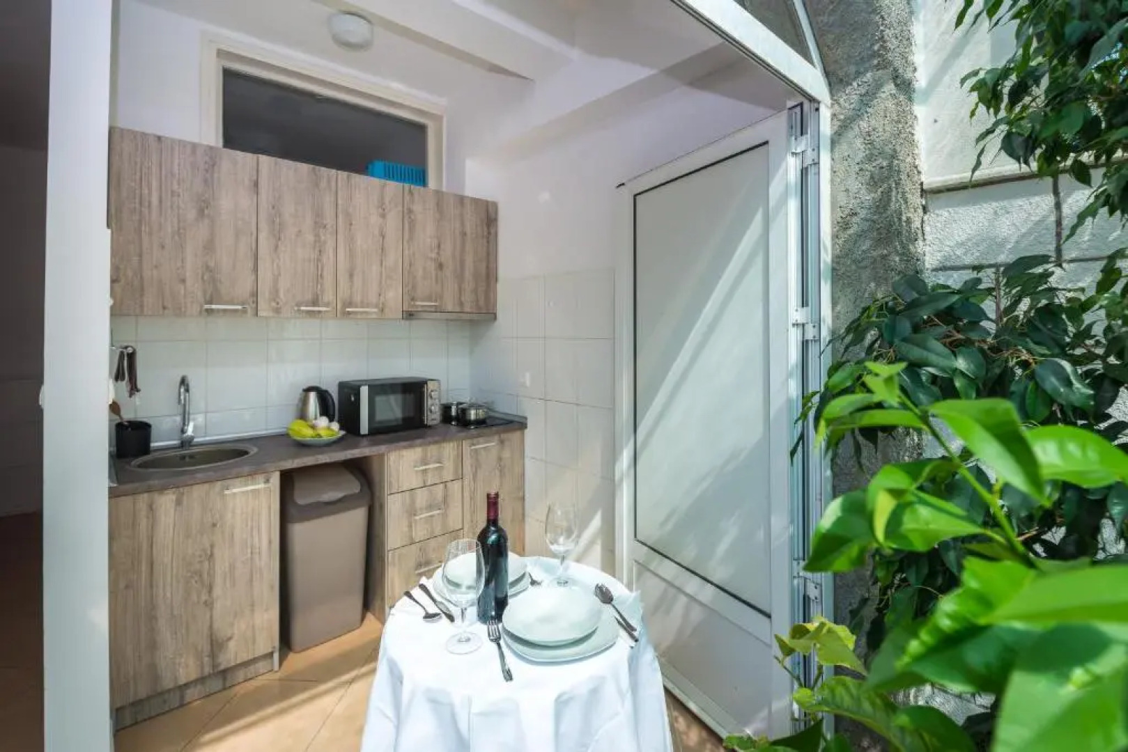 Francesca Guesthouse