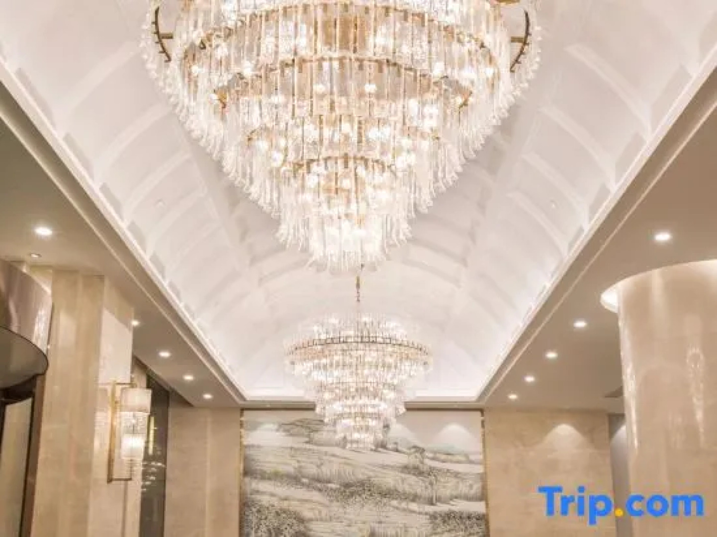 West City International Hotel