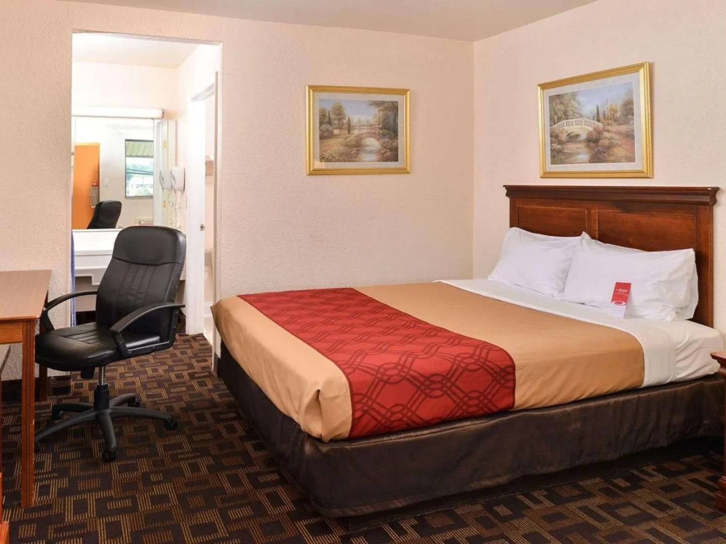 Econo Lodge Bellmawr Area