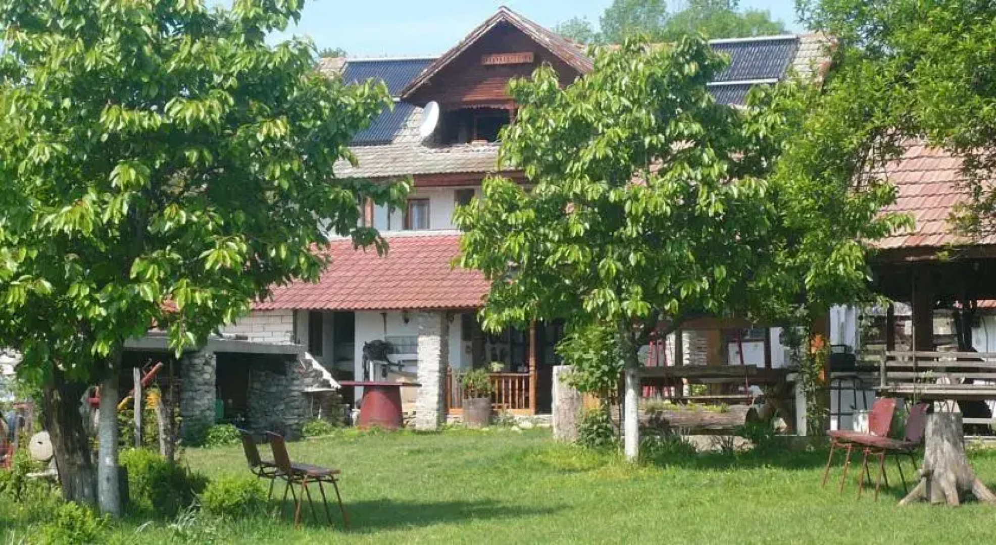 Agro-pensiunea "Plaiul Castanilor"