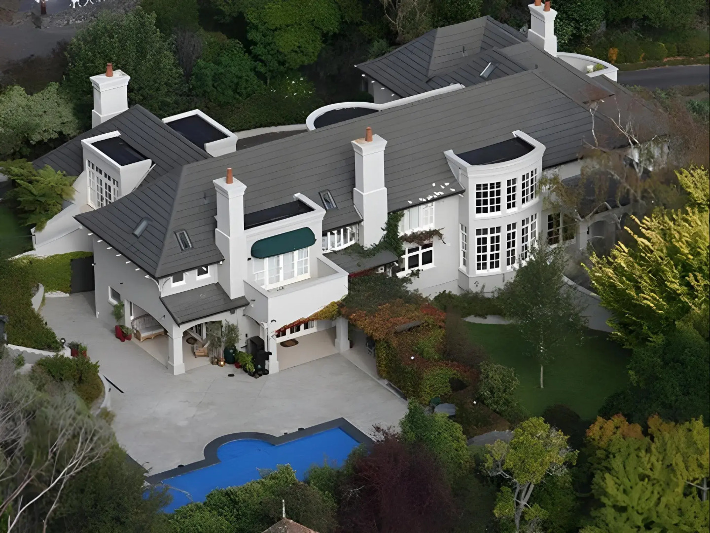 Greenmantle Estate Hotel