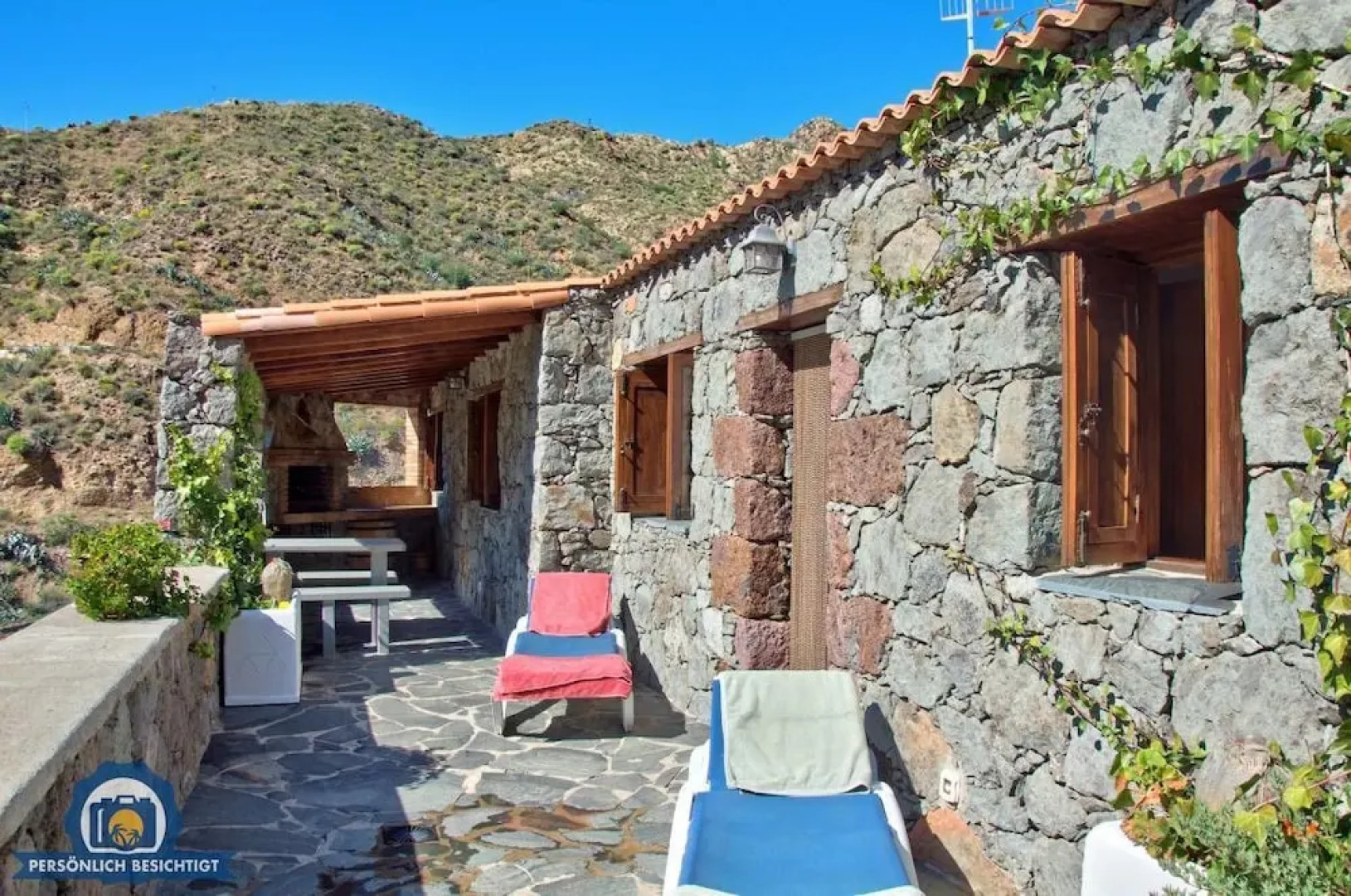 Holidays Cottage with Jacuzzi in Tejeda- El Coronel