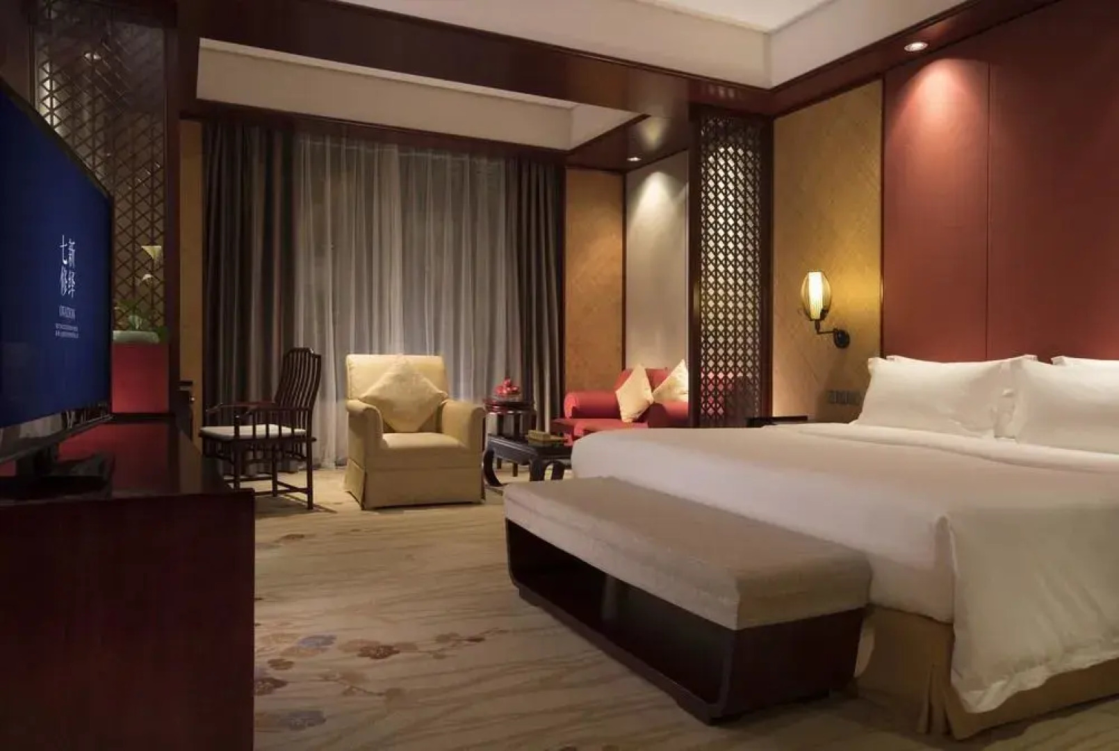 Ovation Seven-Cultivation Hotel