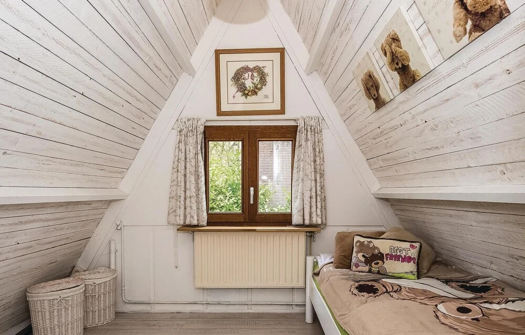 Amazing Home in Rekem-lanaken With 2 Bedrooms and Wifi