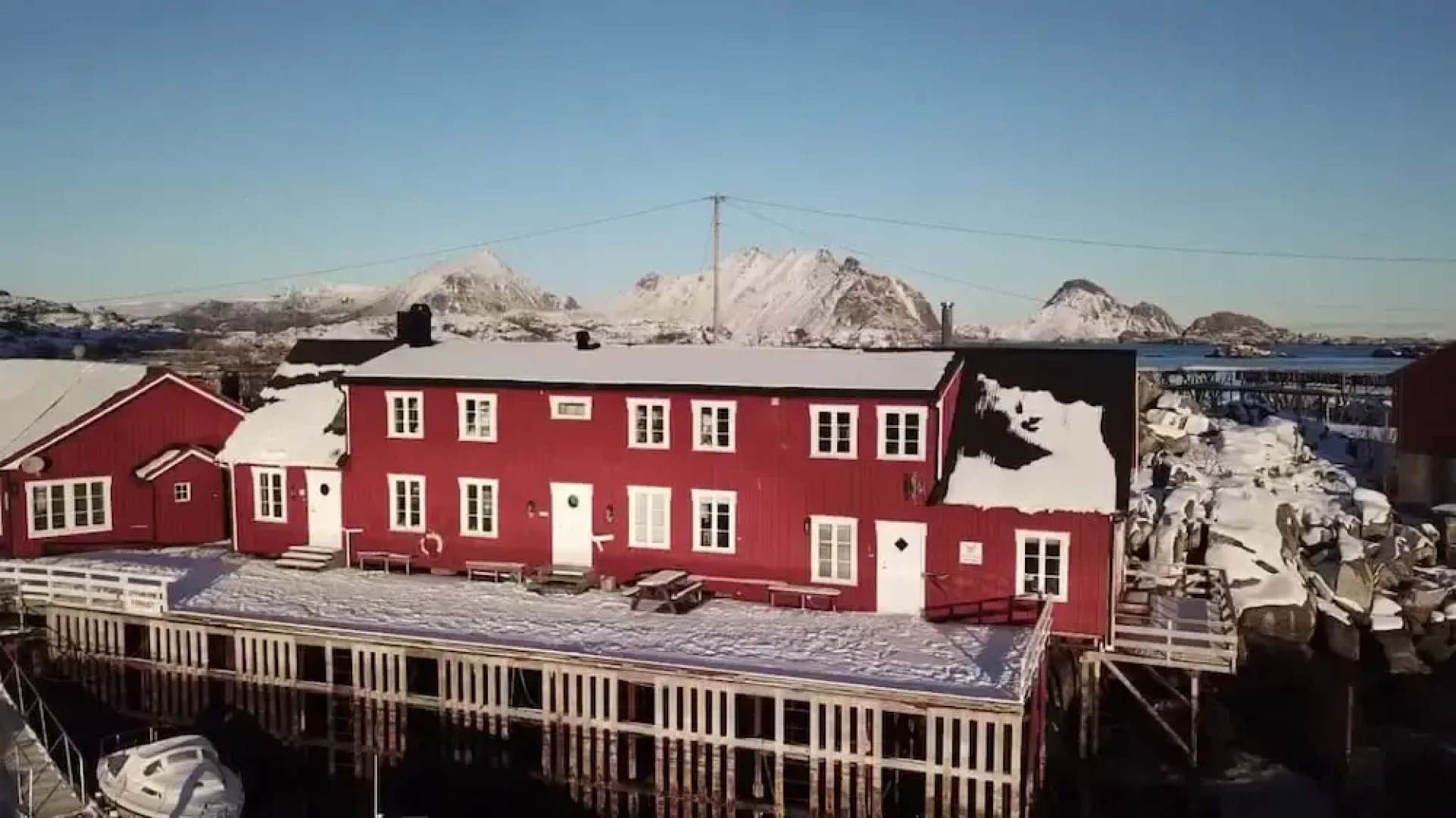 Fisherman Cabin at Lofotens best spot