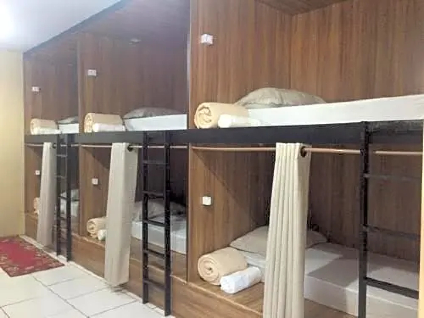 Brocker Hostel Pousada