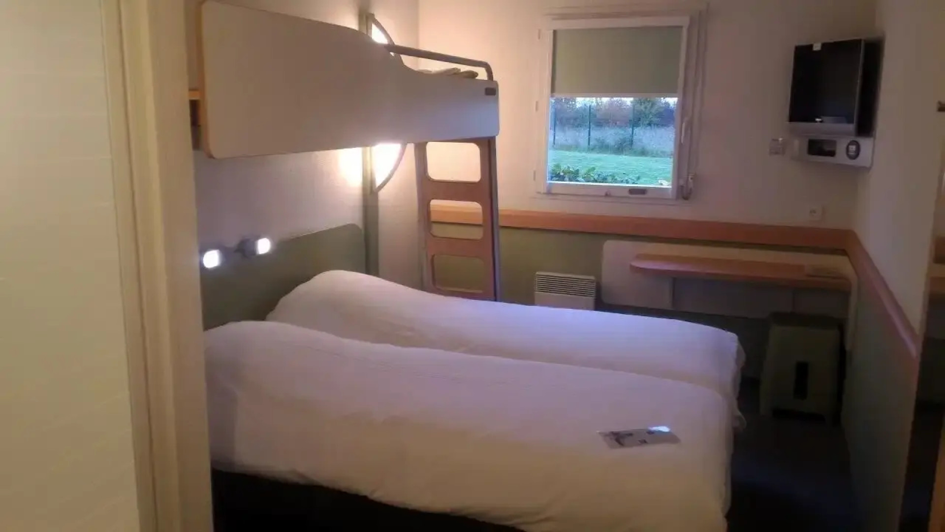 Ibis Budget Niort Est La Crèche