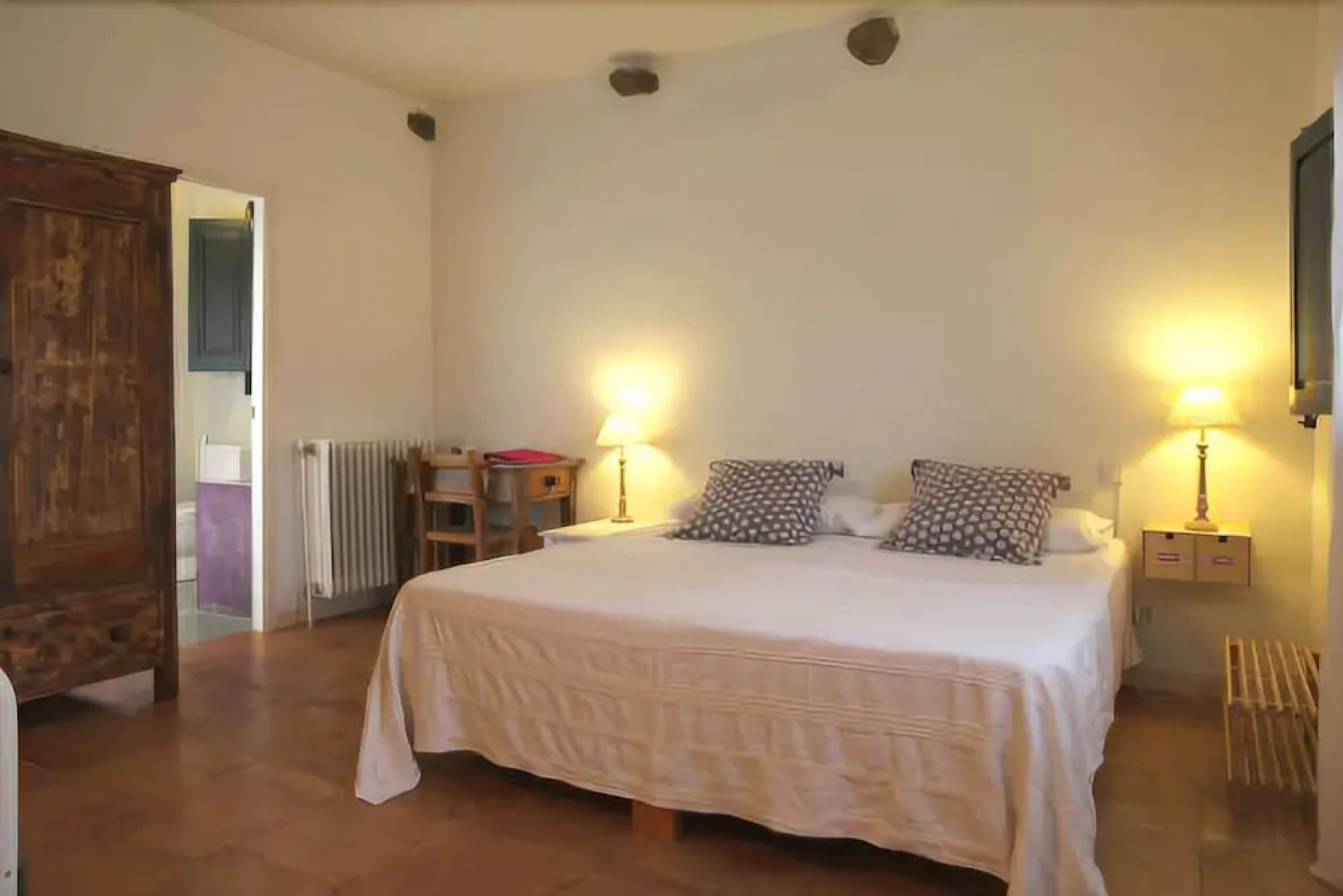 Hostal Nou de Crespià