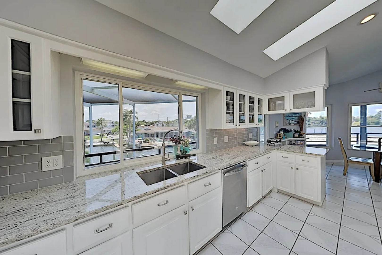 Beautiful River W/ Private Pool, Dock & Beach 3 Bedroom Home