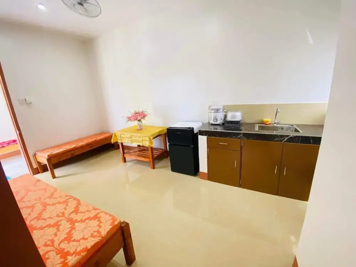 Enjoy and Have fun While Having Your Vacation, Come Book This Place