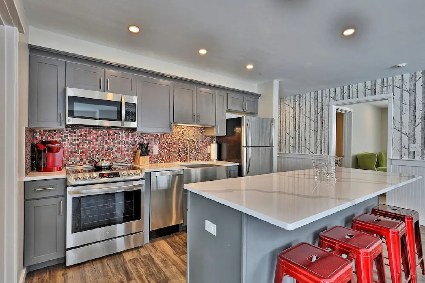 KCIS 612/613 - Forest Suites: Sleeps 10 in Killington Center