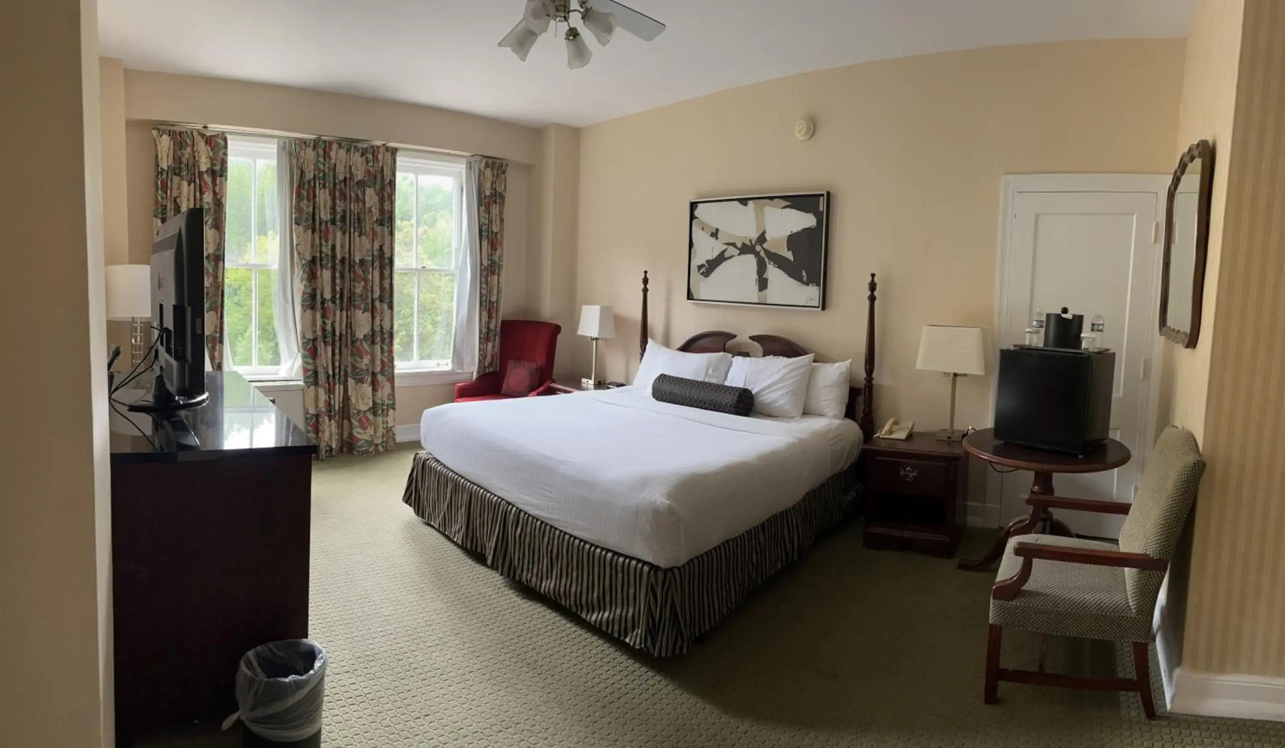 Arlington Resort Hotel and Spa