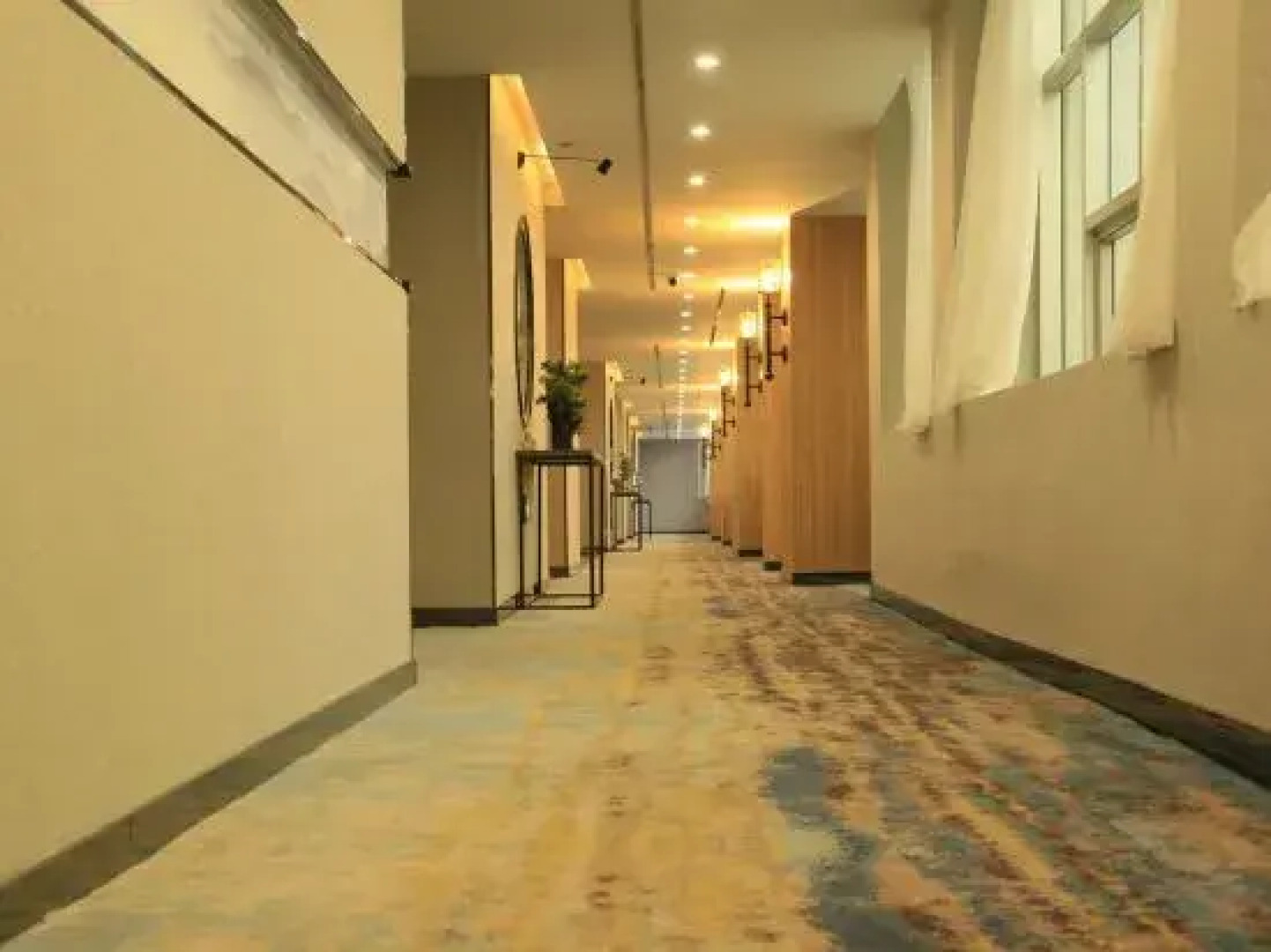 Impression Cloud Gate Hotel