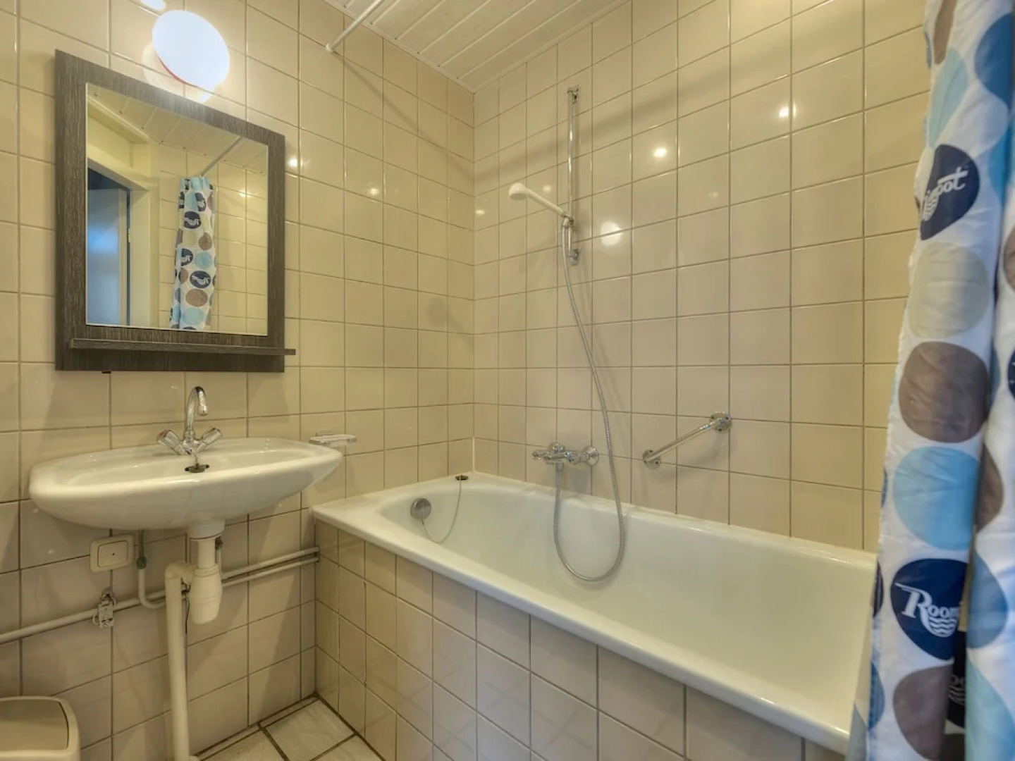 Well Furnished Bungalow With Microwave Near a Nature Reserve